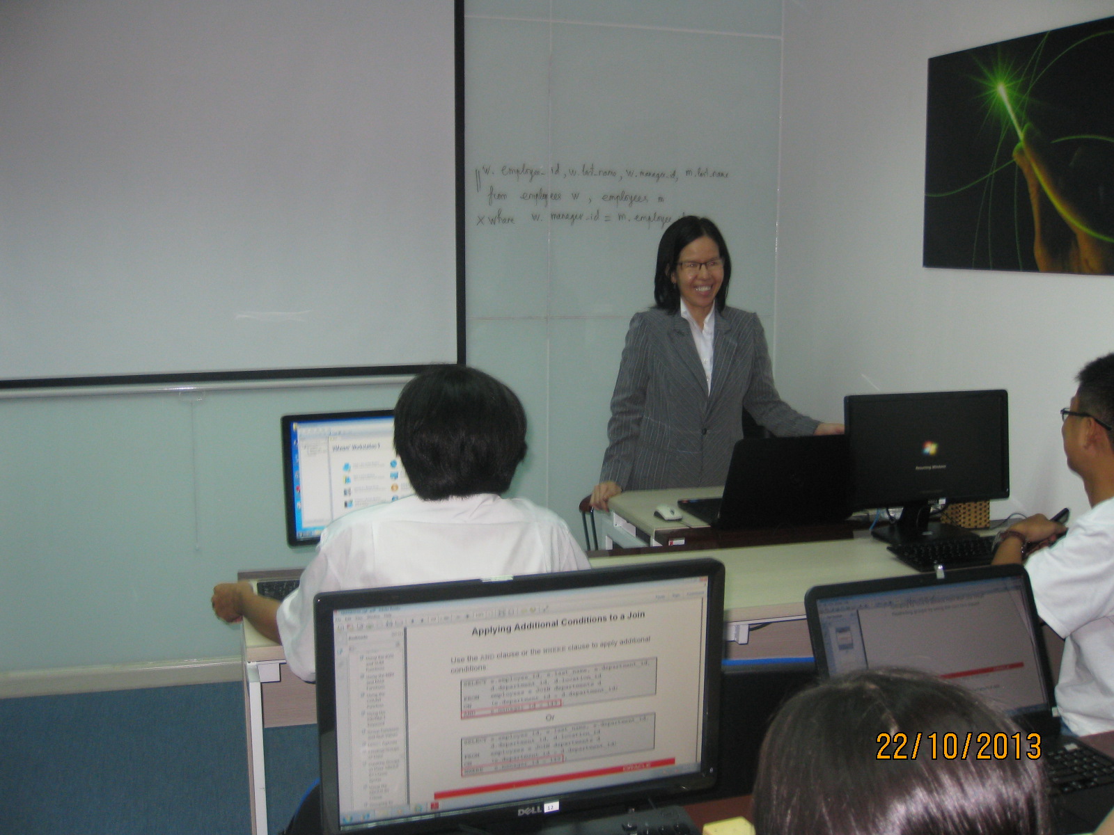 Cô giáo thât dễ mến